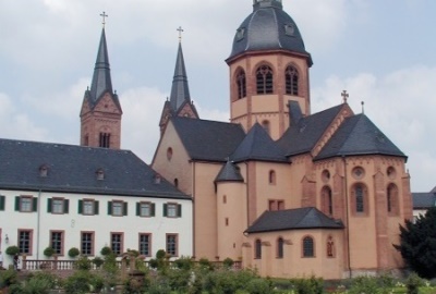Die Einhardsbasilika in Seligenstadt