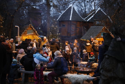 Winterfunkeln 2022: Weihnachtlicher Markt im Wildpark Bad Mergentheim vom 19. November bis 11. Dezember 2022